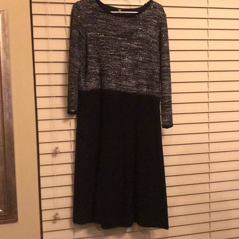 Black & White Nine West Sweater Dress L